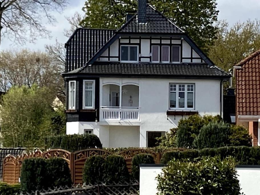 Wohnung In Stilvoller Villa Schwerte Exterior photo